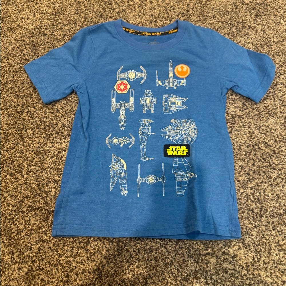 Boys Star-wars shirt size 7